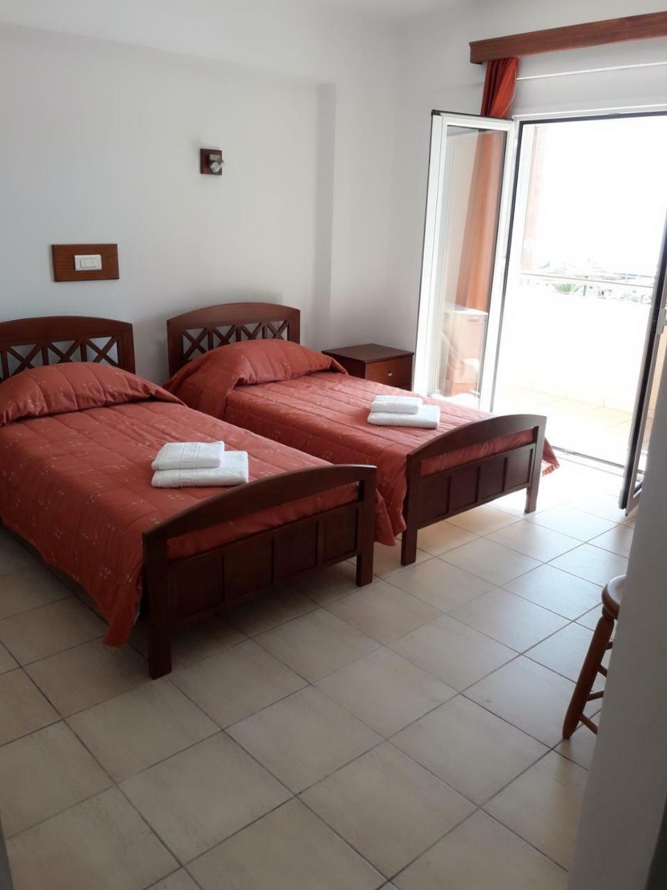 Aquamar Beach Otel Kournás Dış mekan fotoğraf