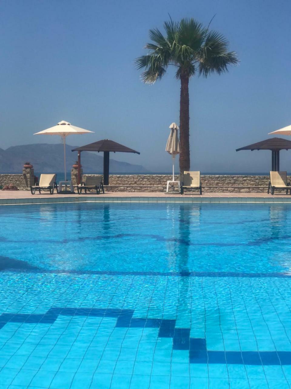Aquamar Beach Otel Kournás Dış mekan fotoğraf